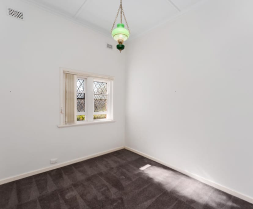 Room for Rent in Nedlands, Perth 300, Flexible wi...