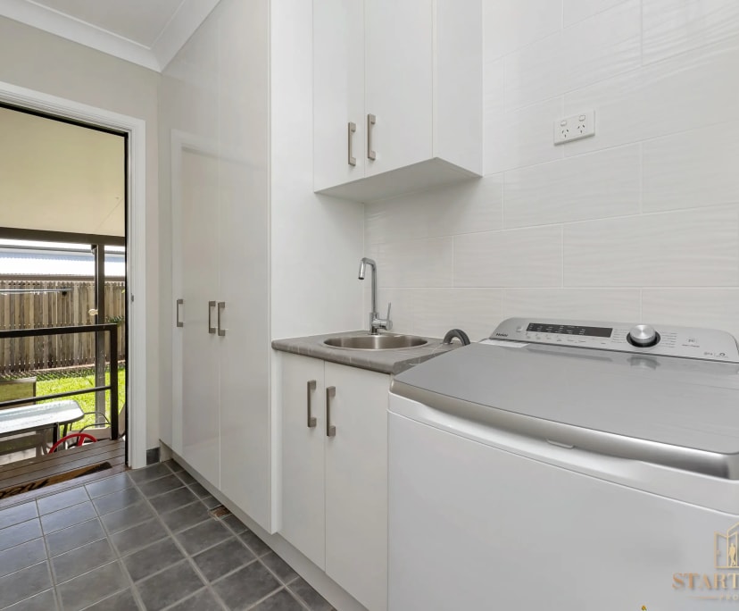 $420, Studio, 1 bathroom, Garbutt QLD 4814