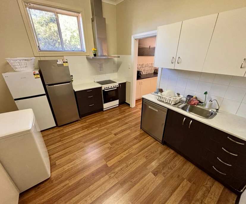 $245, Share-house, 4 bathrooms, Clearview SA 5085