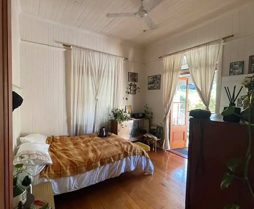 $305, Share-house, 4 bathrooms, Tallebudgera Valley QLD 4228