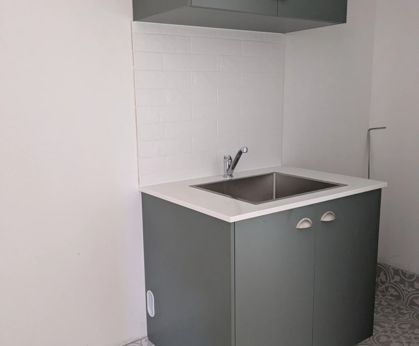 Furnished room with own bathroom
