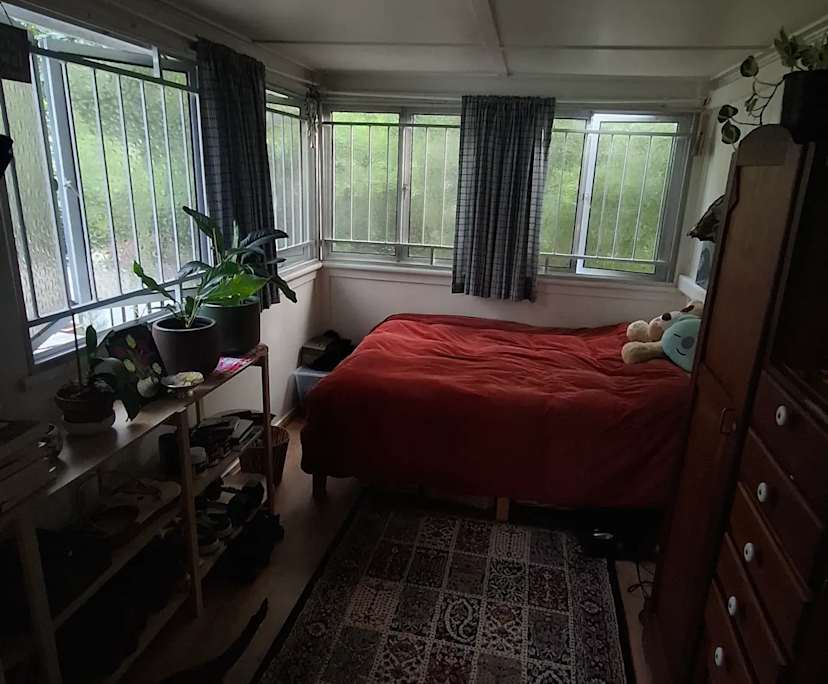 $223, Share-house, 3 bathrooms, Camp Hill QLD 4152