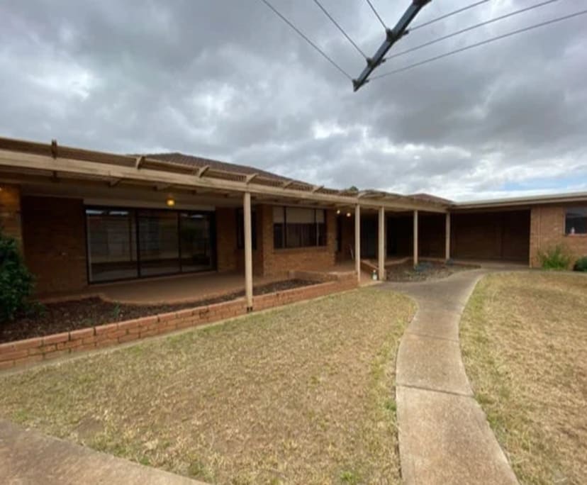 $230, Share-house, 3 bathrooms, Werribee VIC 3030