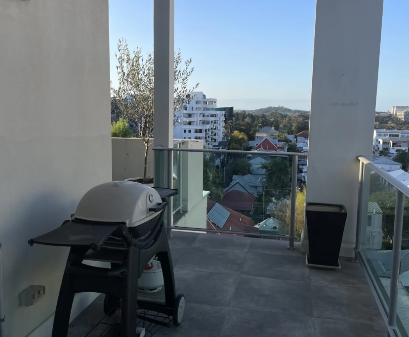 $670, Flatshare, 3 bathrooms, Spring Hill QLD 4000