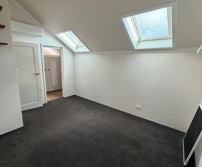 Unfurnished room in a share house