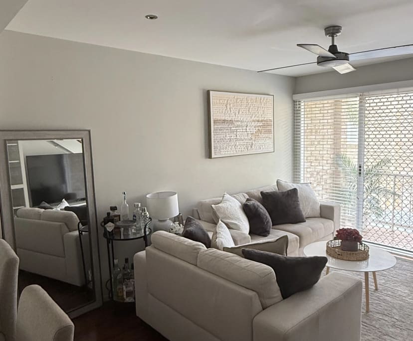 $500, Flatshare, 3 bathrooms, Mermaid Beach QLD 4218