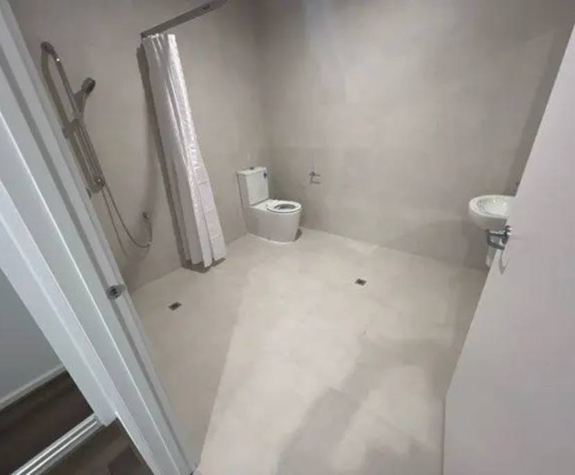 $295, Whole-property, 3 bathrooms, Charlemont VIC 3217