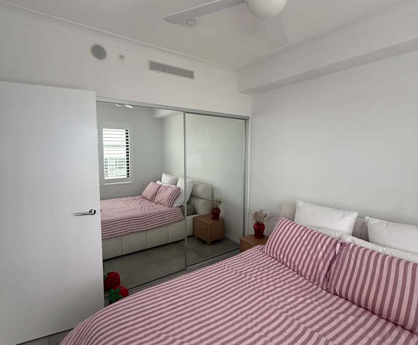 Unfurnished room with own bathroom