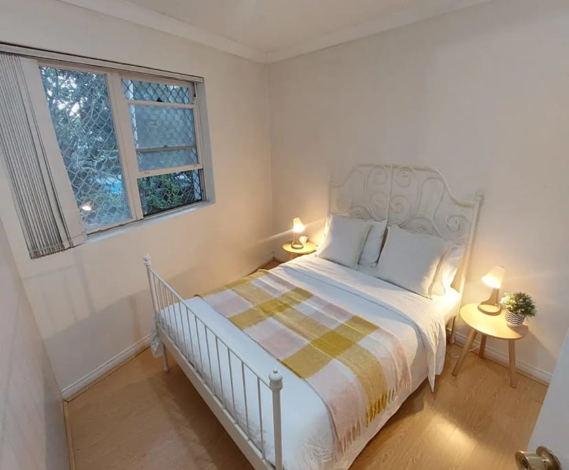 $450, Student-accommodation, 4 bathrooms, Forest Lodge NSW 2037