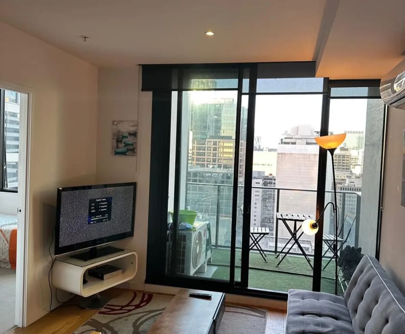 Furnished room in a flatshare