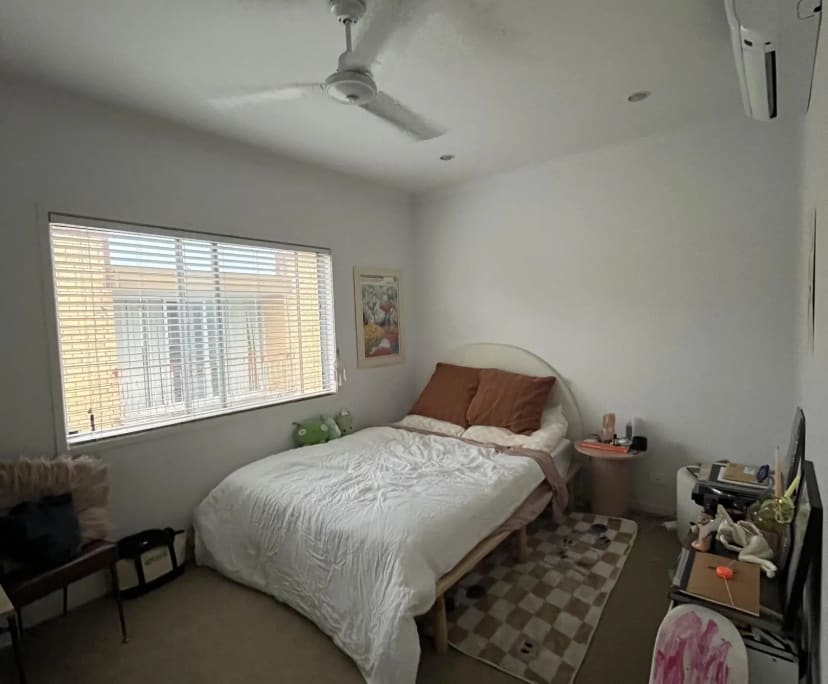 Unfurnished room with own bathroom