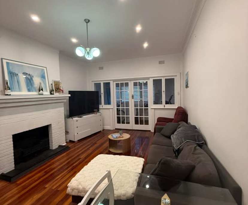 Unfurnished room in a flatshare