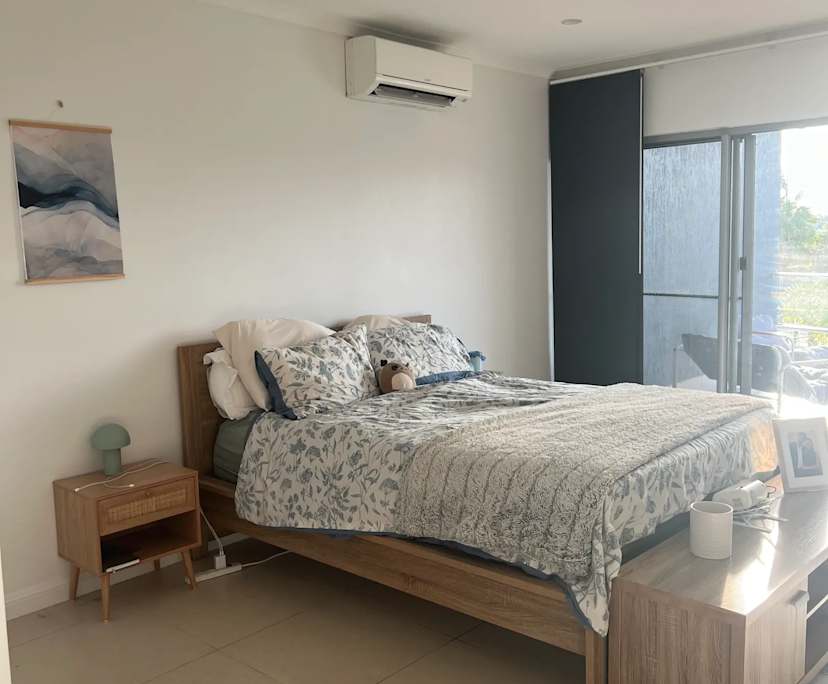 Room with ensuite in a share house