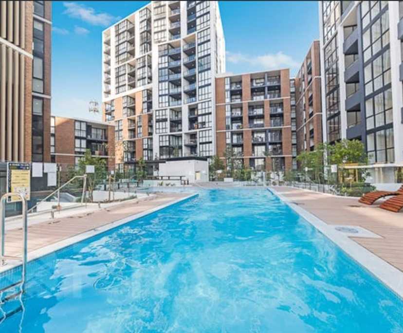 Unfurnished room with own bathroom