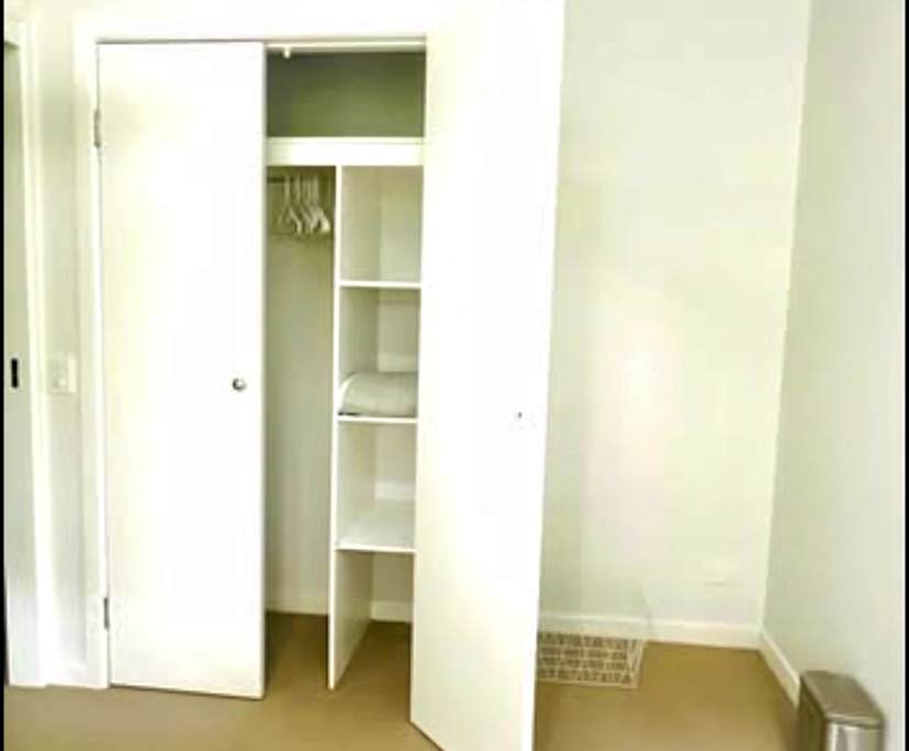 $370, Student-accommodation, 3 bathrooms, Taringa QLD 4068