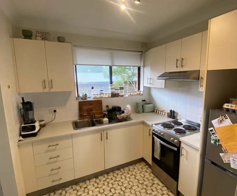 Furnished room in a flatshare