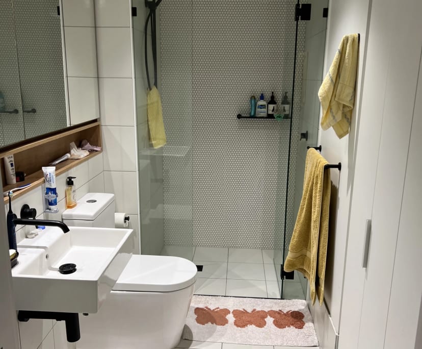 $500, Flatshare, 2 bathrooms, Newstead QLD 4006