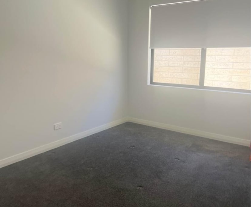 $330, Share-house, 4 bathrooms, Hammond Park WA 6164