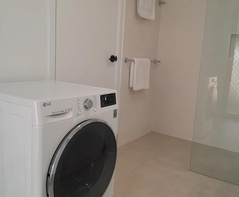 $600, Whole-property, 1 bathroom, Noosa Heads QLD 4567