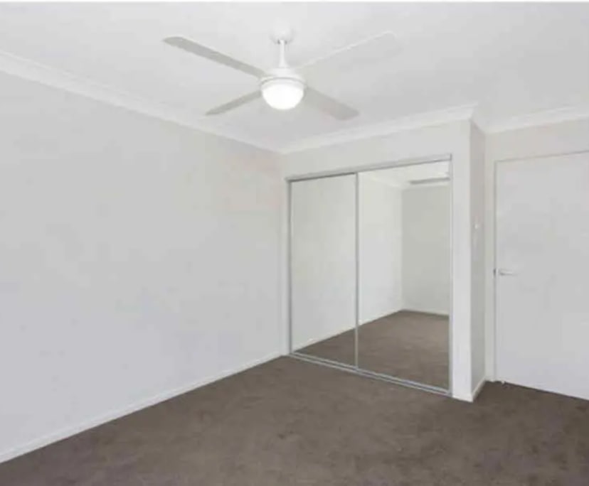 Unfurnished room in a flatshare