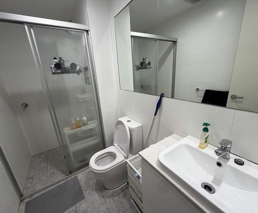 $210, Flatshare, 2 bathrooms, Saint Peters NSW 2044
