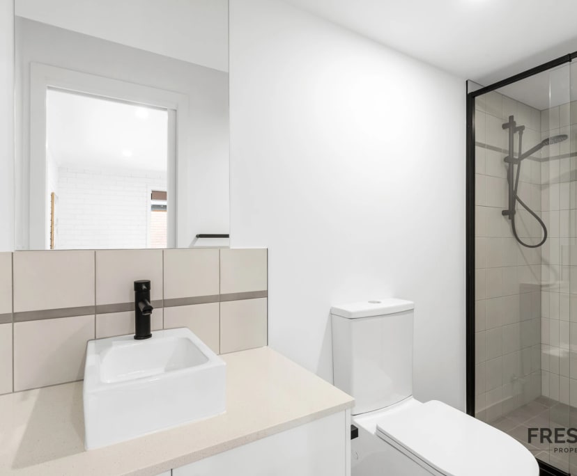 $330, Share-house, 6 bathrooms, Bell Post Hill VIC 3215