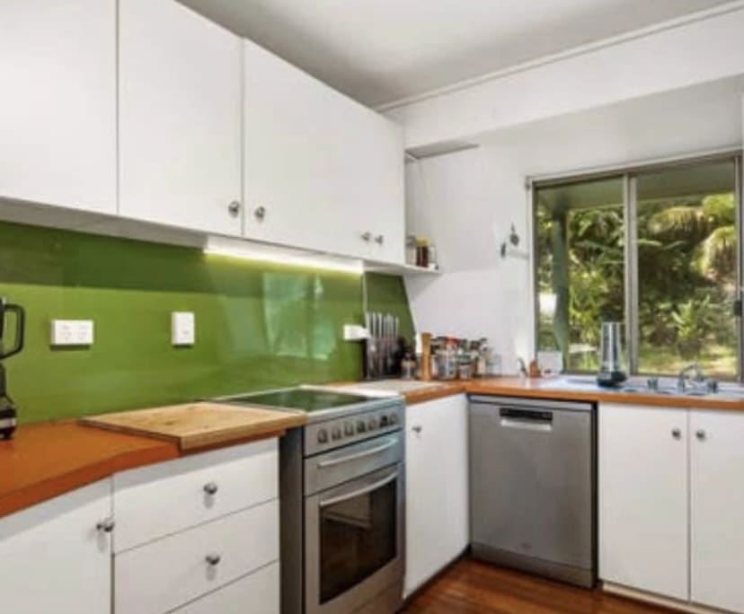 $300, Share-house, 3 bathrooms, Tanglewood NSW 2488