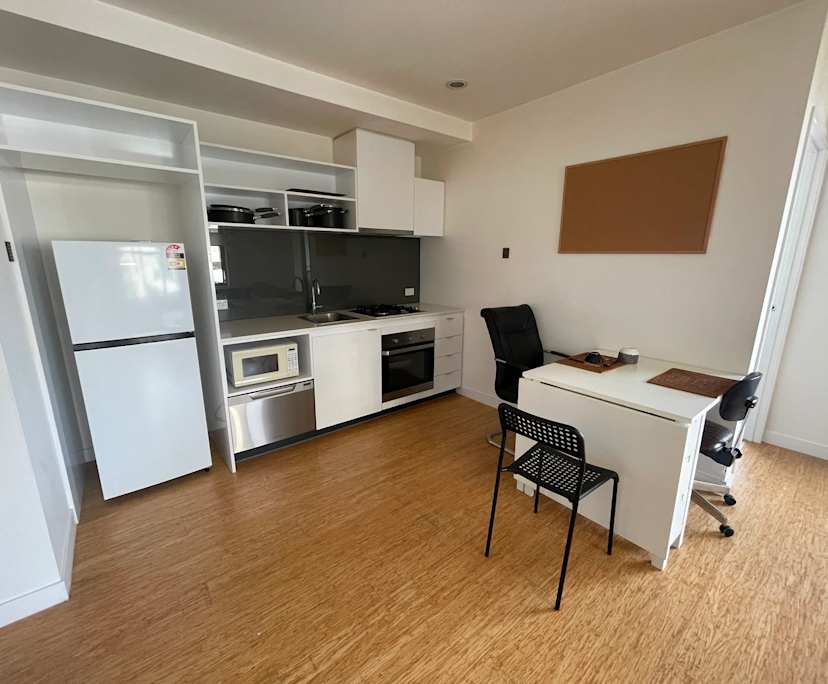 Whole property with 2 rooms for rent