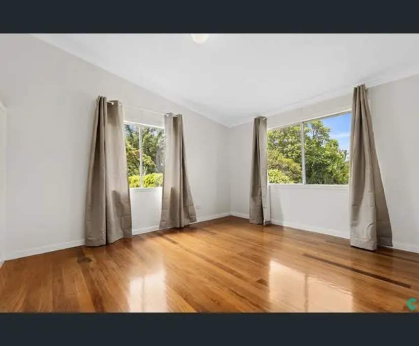 Unfurnished room in a share house