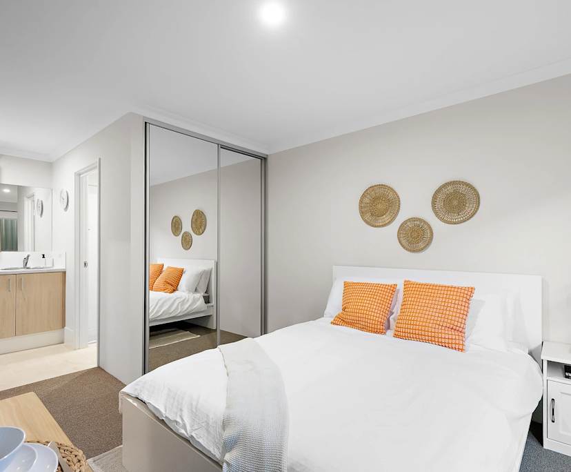 $340, Share-house, 6 bathrooms, Madora Bay WA 6210