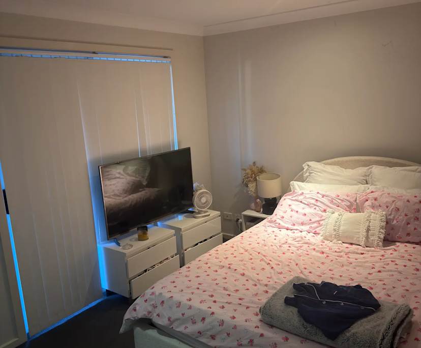 Unfurnished room with own bathroom