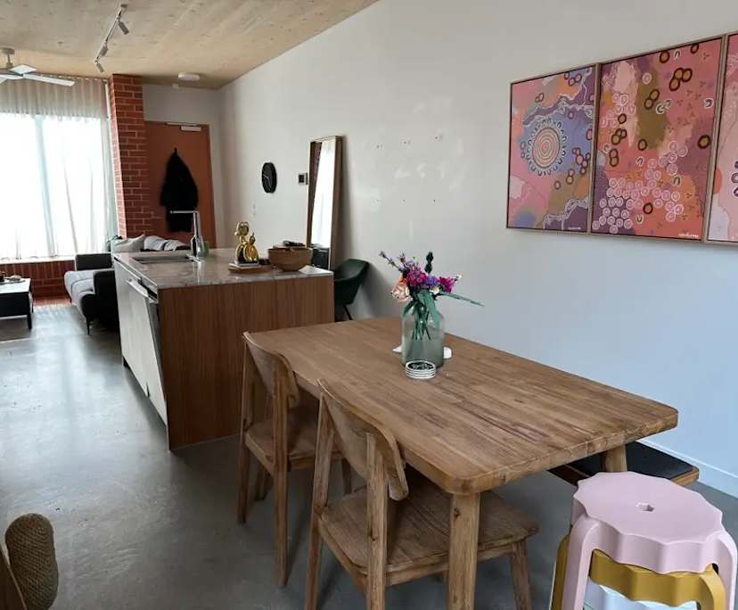 Room in a share house