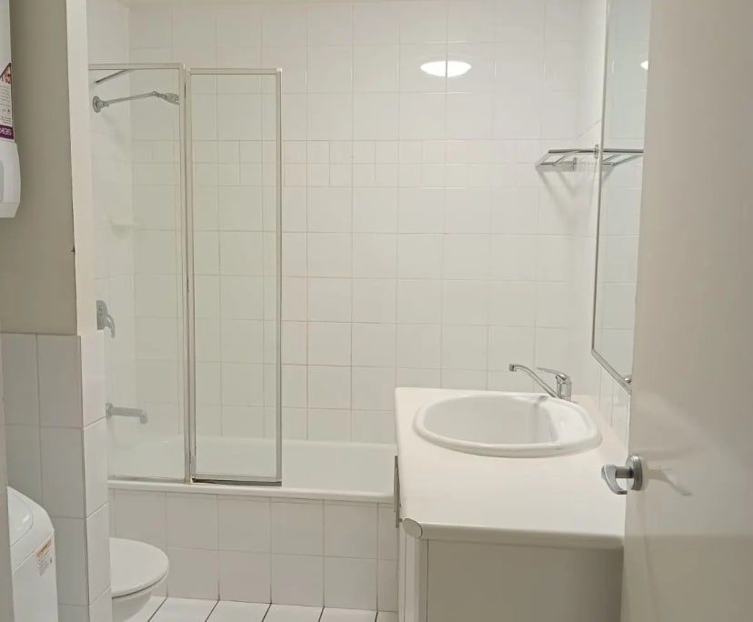 Room for Rent in Brisbane City, Brisbane 300, Fur...