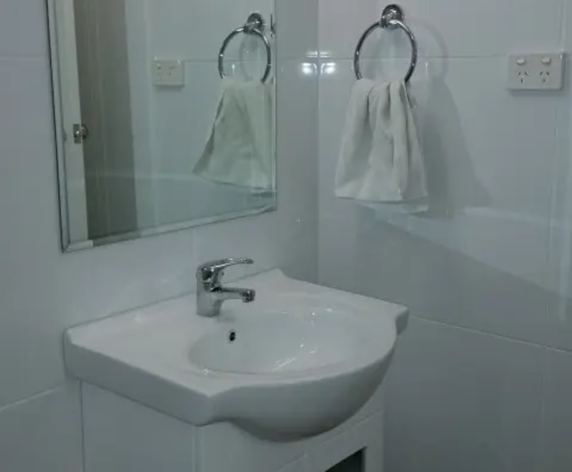 $210, Student-accommodation, 6 bathrooms, North Lambton NSW 2299