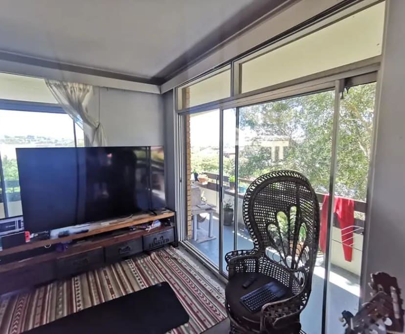 $700, Whole-property, 2 bathrooms, Rose Bay NSW 2029
