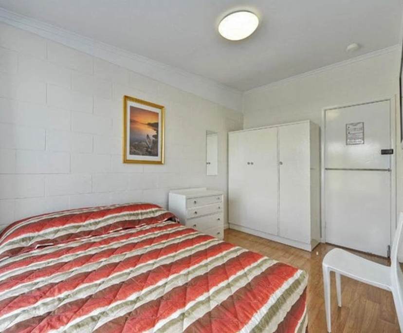 $285, Flatshare, 2 bathrooms, New Farm QLD 4005