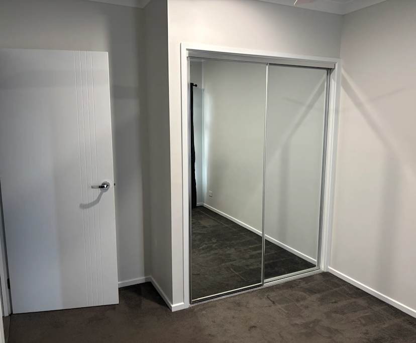 $240, Share-house, 4 bathrooms, Logan Reserve QLD 4133