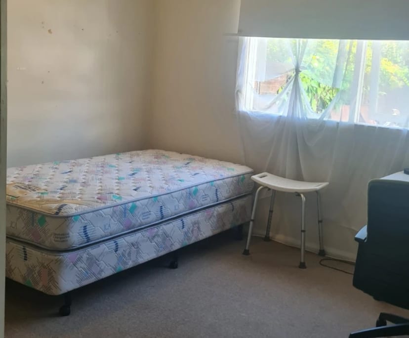 Furnished room in a share house