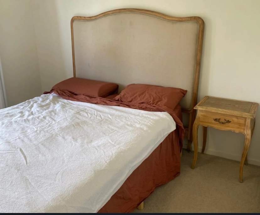 Room in a share house