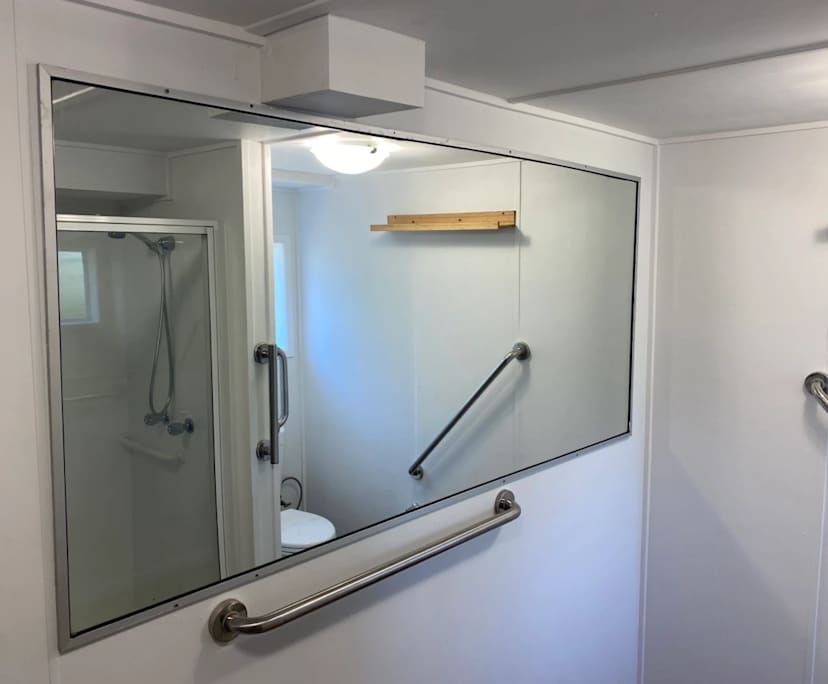 $550, Share-house, 2 bathrooms, Cleveland QLD 4163