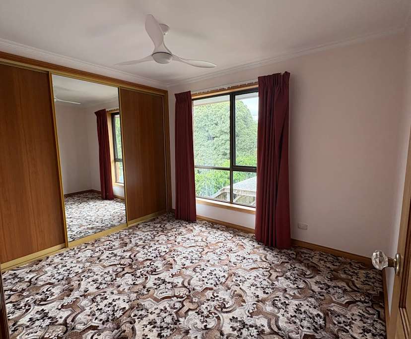 $275, Share-house, 4 bathrooms, Hamlyn Heights VIC 3215