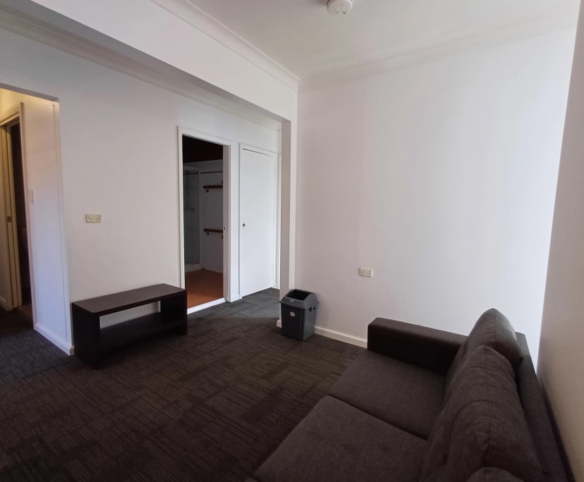 $220, Share-house, 6 bathrooms, Waratah West NSW 2298