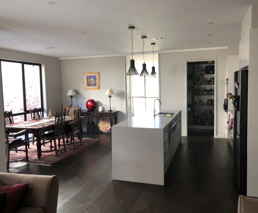 Room in a share house