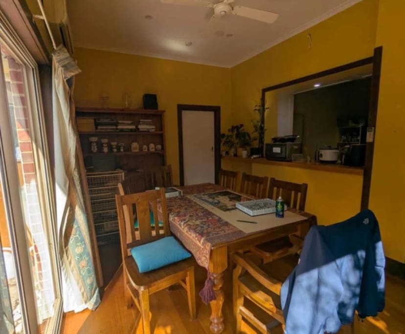 Unfurnished room in a share house