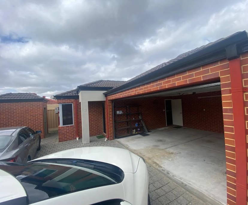 2 Rooms for Rent in Bentley, Perth 280300, Furni...