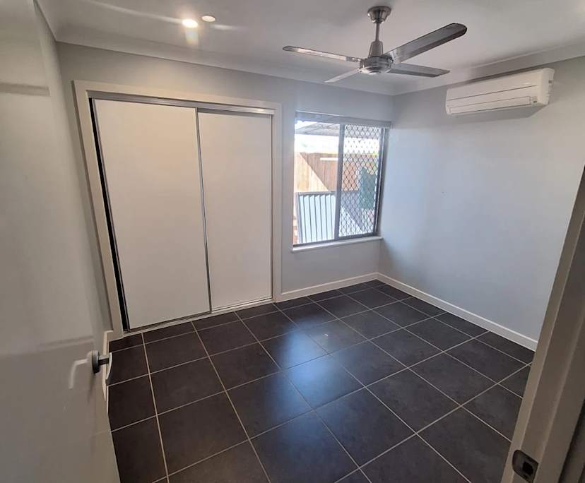 Unfurnished room in a share house