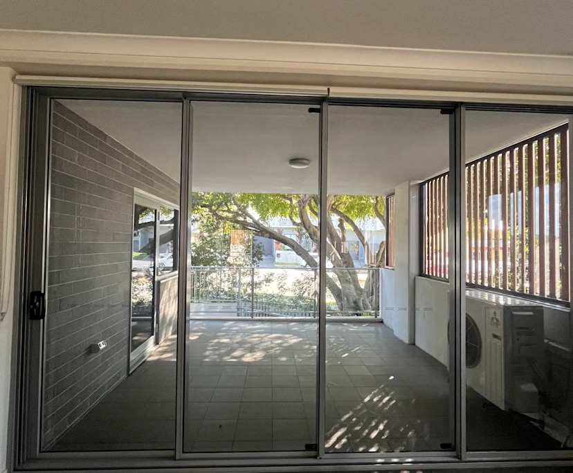 $380, Flatshare, 2 bathrooms, Annerley QLD 4103