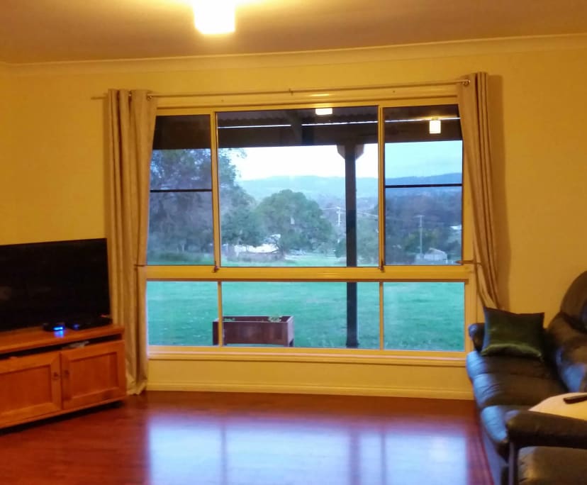 2 Rooms for Rent in Laidley Heights, QLD 160, Fle...