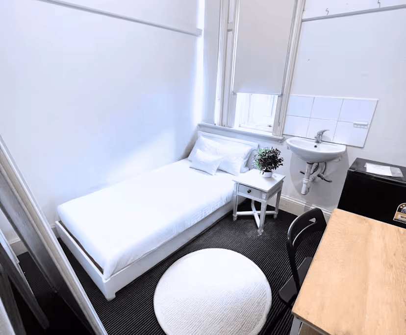 $295, Share-house, 6 bathrooms, Darlinghurst NSW 2010