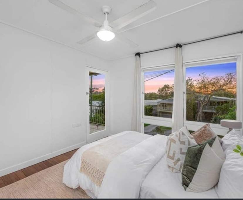 $350, Share-house, 3 bathrooms, Indooroopilly QLD 4068